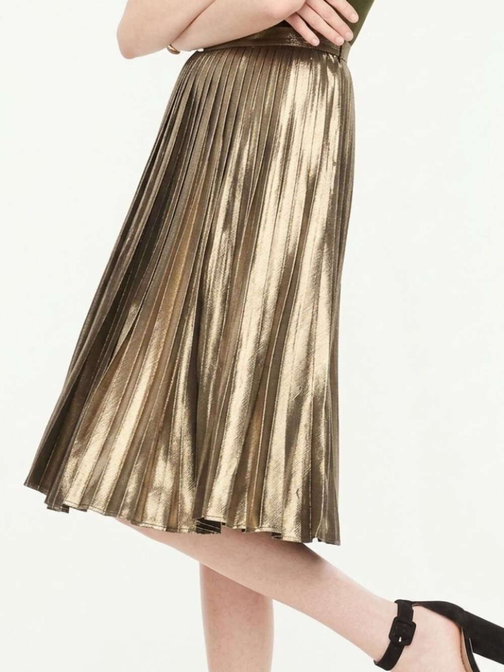 Romeo & Juliet Couture Golden Pleated Skirt, Size M